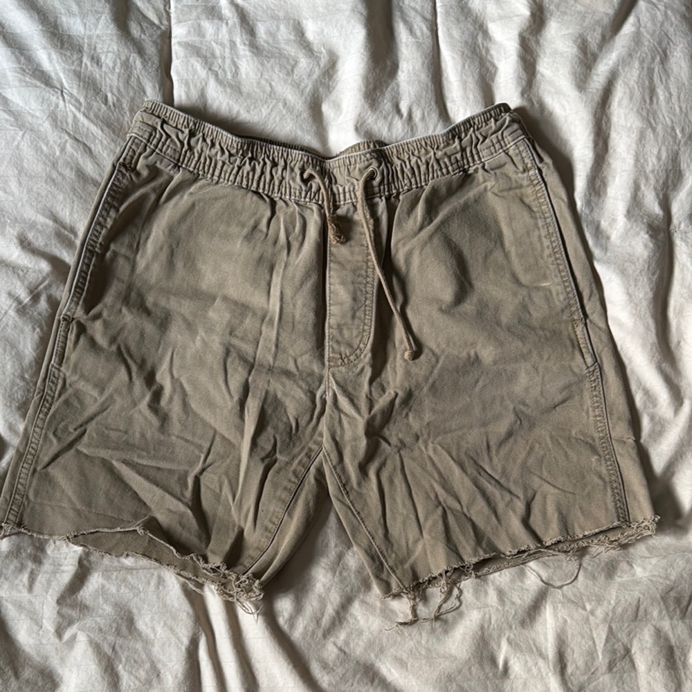 Men's Old Navy Khaki Shorts small